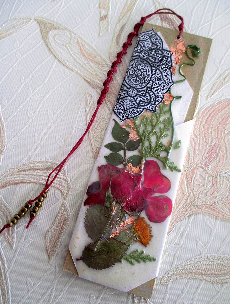 Bookmark - Collage of natural flowers & ornaments